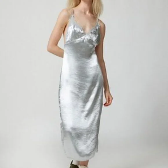 Urban Outfitters Chloe Silver Satin Slip Dress/NWT/S - Picture 2 of 15